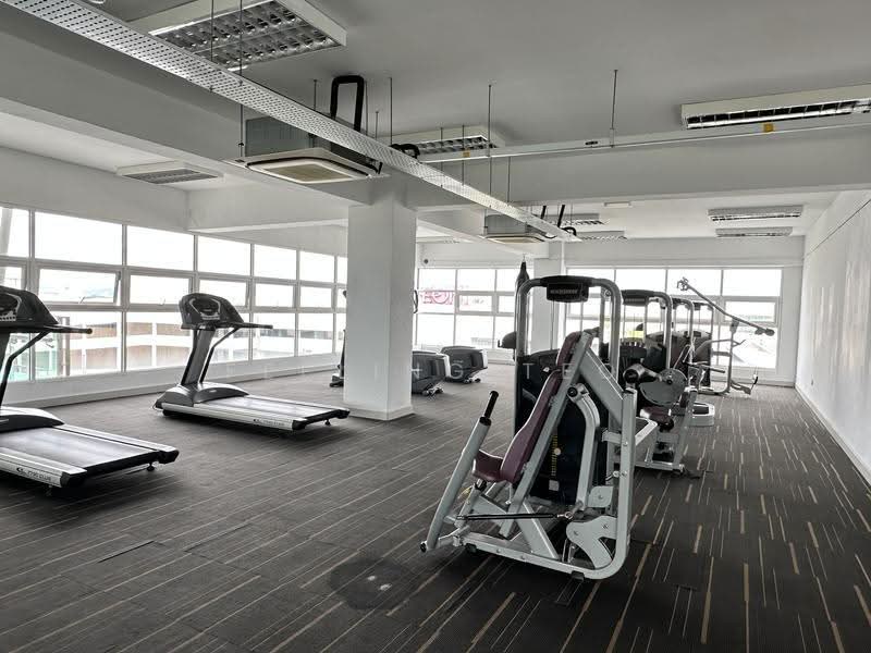 Service Residence for Sale at Impiria Residensi Bukit Tinggi Klang - Feeling Teo - Gym - PropertyGuru.com.my