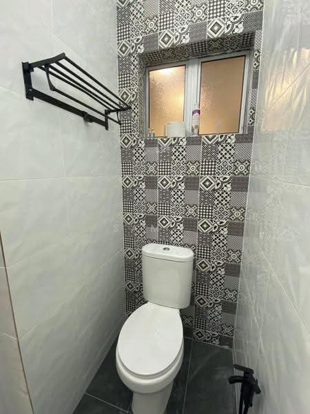 Shop / Office untuk Disewa di Taman Ipoh Selatan (Ipoh) - Sam . - Bathroom - PropertyGuru.com.my