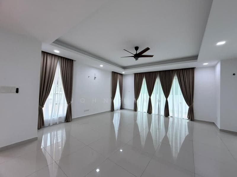 Bungalow House untuk Disewa di Ukay Bistari (Ulu Kelang) - John King - Living Room - PropertyGuru.com.my