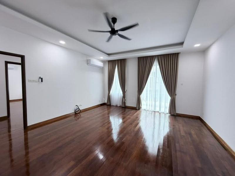 Bungalow House untuk Disewa di Ukay Bistari (Ulu Kelang) - John King - Living Room - PropertyGuru.com.my
