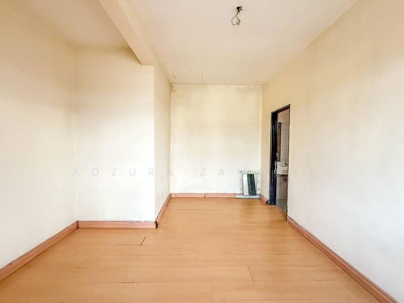 Rumah Berkembar untuk Dijual di Bandar Baru Bangi (Selangor) - Adzura Zamedin - Interior - PropertyGuru.com.my