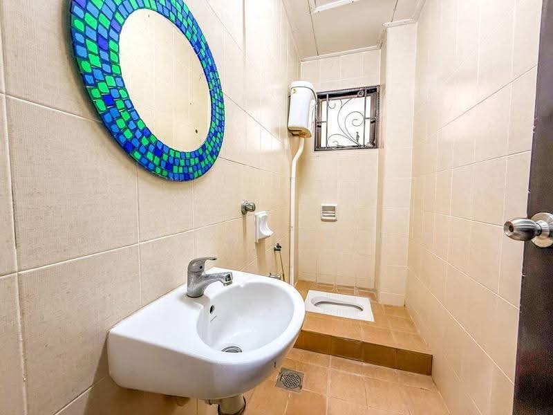 Rumah Berkembar untuk Dijual di Bandar Baru Bangi (Selangor) - Adzura Zamedin - Bathroom - PropertyGuru.com.my