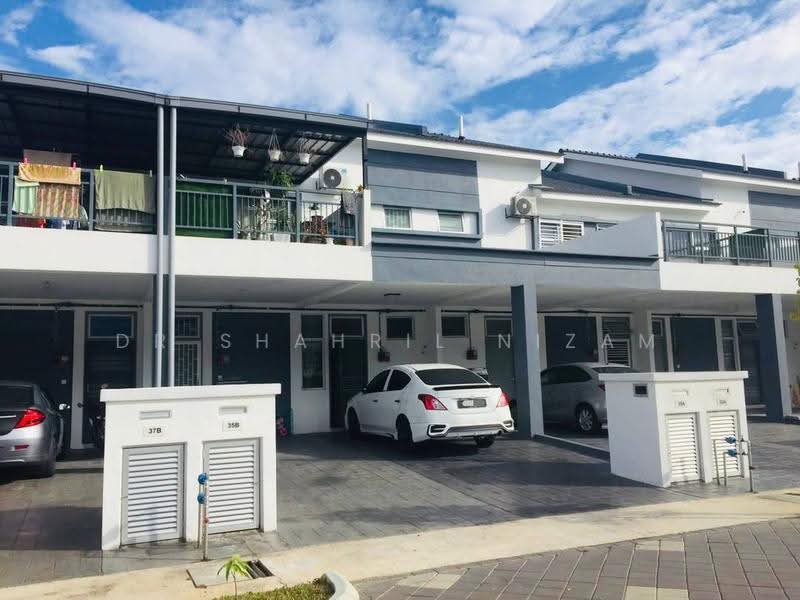 Townhouse for Rent in Kuala Selangor (Selangor) - Dr Shahril Nizam - Exterior - PropertyGuru.com.my
