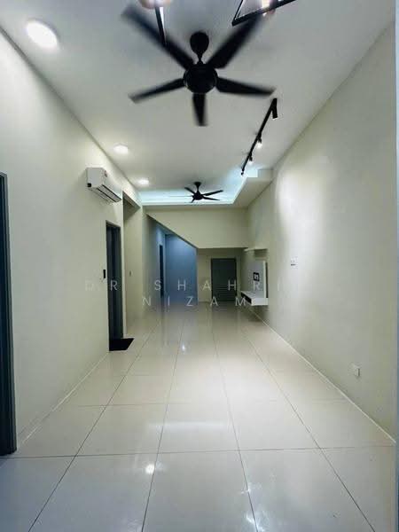 Townhouse for Rent in Kuala Selangor (Selangor) - Dr Shahril Nizam - Corridor - PropertyGuru.com.my
