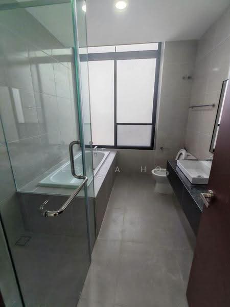 Kedai untuk Dijual di Pasir Gudang (Johor) - Erica Ho - Bathroom - PropertyGuru.com.my