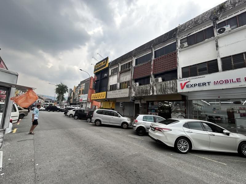 Kedai untuk Disewa di Taman Putra (Ampang) - Wennie Liew - Exterior - PropertyGuru.com.my