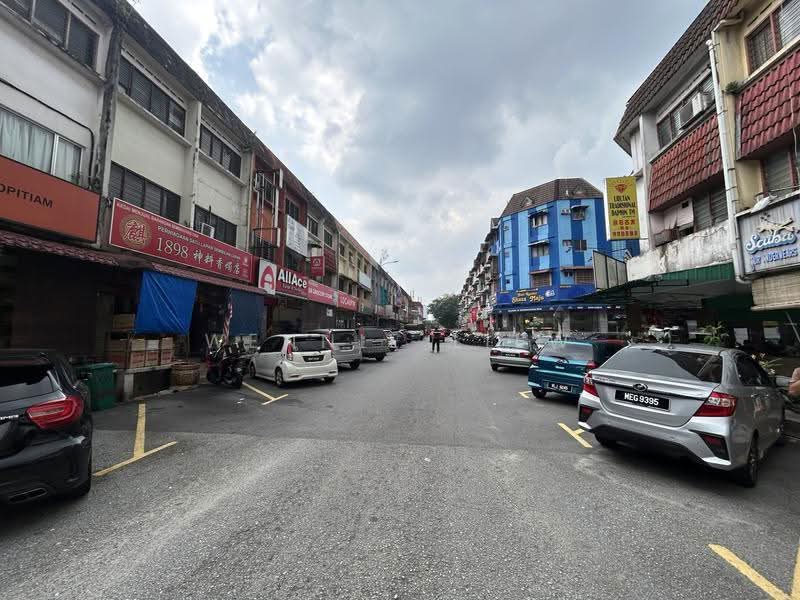 Kedai untuk Disewa di Taman Putra (Ampang) - Wennie Liew - Exterior - PropertyGuru.com.my