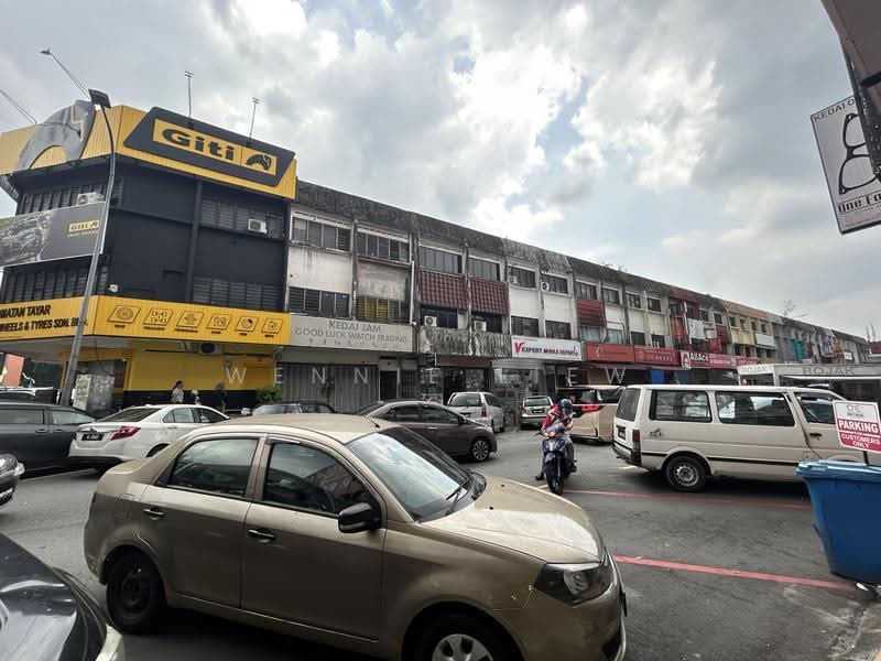 Kedai untuk Disewa di Taman Putra (Ampang) - Wennie Liew - Exterior - PropertyGuru.com.my