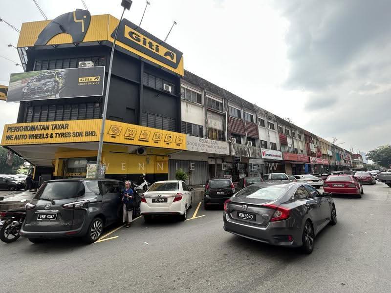 Kedai untuk Disewa di Taman Putra (Ampang) - Wennie Liew - Exterior - PropertyGuru.com.my