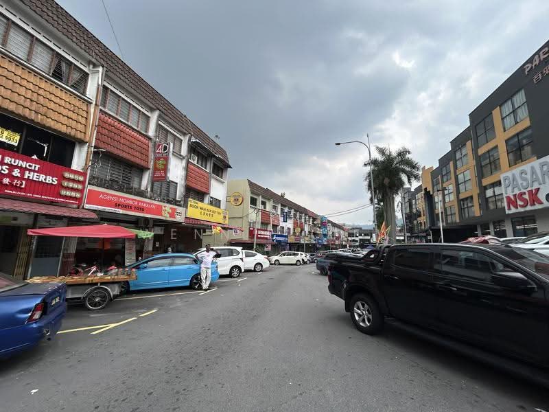 Kedai untuk Disewa di Taman Putra (Ampang) - Wennie Liew - Exterior - PropertyGuru.com.my
