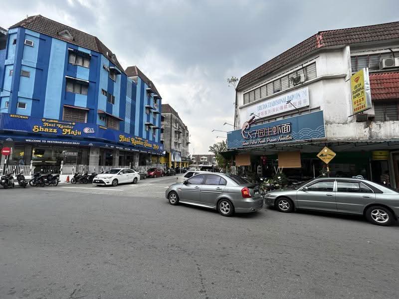 Kedai untuk Disewa di Taman Putra (Ampang) - Wennie Liew - Exterior - PropertyGuru.com.my