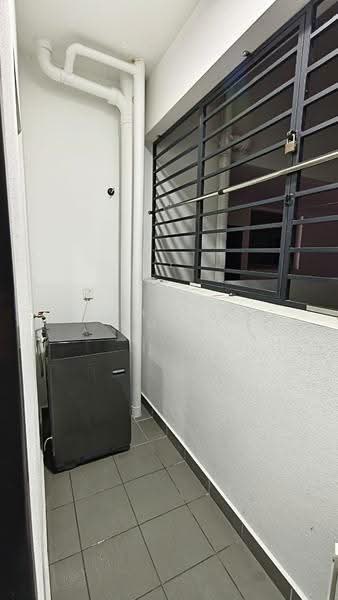 Condominium for Rent at The Holmes 2 - Chloe Chan - Balcony - PropertyGuru.com.my