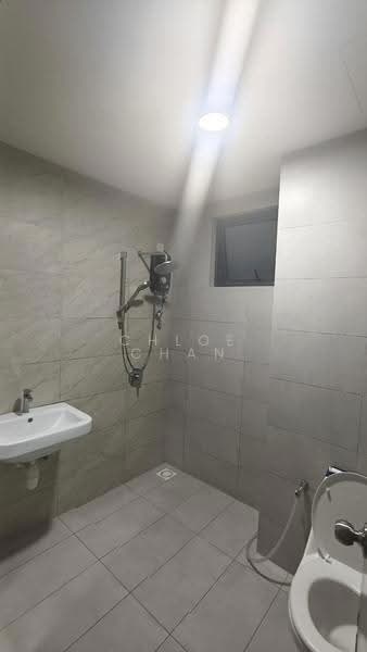 Condominium for Rent at The Holmes 2 - Chloe Chan - Bathroom - PropertyGuru.com.my