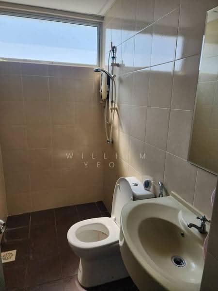 Condominium for Sale at Platinum Lake PV 20 - William Yeoh - Bathroom - PropertyGuru.com.my