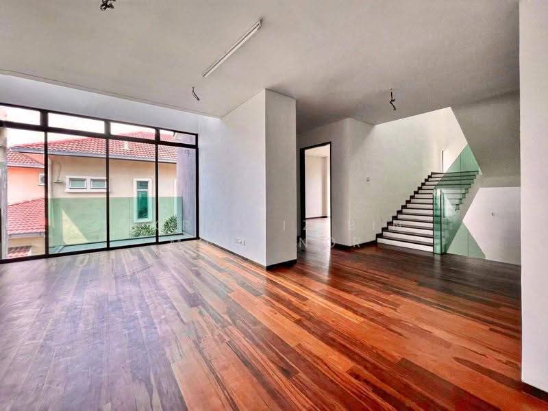 Bungalow House untuk Dijual di Taman Universiti Bangi (Kajang) - Norhafiz Bin Mohd Nor - Living Room - PropertyGuru.com.my