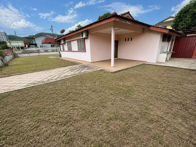 Bungalow House for Sale in Gelugor (Penang) - Enoch Tiu - Exterior - PropertyGuru.com.my