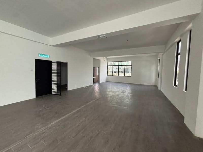 Shop / Office for Rent in Bandar Seri Alam (Masai) - Jesy Tey - Interior - PropertyGuru.com.my