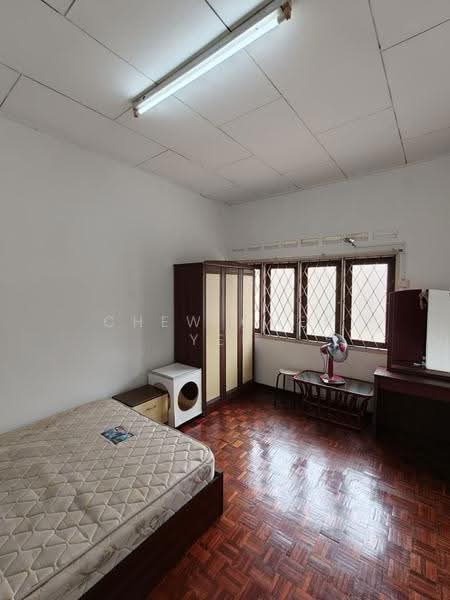 Rumah Teres 2-Tingkat untuk Disewa di Taman Pelangi (Johor Bahru) - Chew Chee Yee - Bedroom - PropertyGuru.com.my