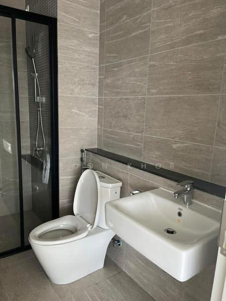 Service Residence for Sale at Edelweiss @ Tropicana Gardens - Meoon Khor - Bathroom - PropertyGuru.com.my