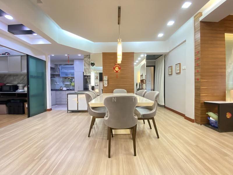 Kondominium untuk Dijual di Gold Coast Resort Condominium - Shawn Toh - Dining Room - PropertyGuru.com.my