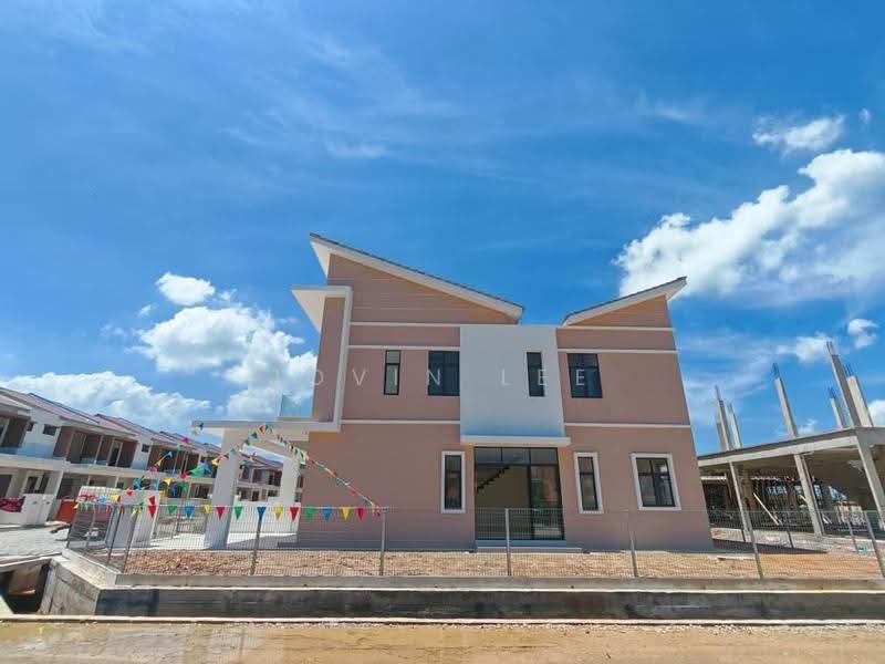 Semi-Detached House for Sale in Parit Buntar (Perak) - Jovin Lee - Exterior - PropertyGuru.com.my