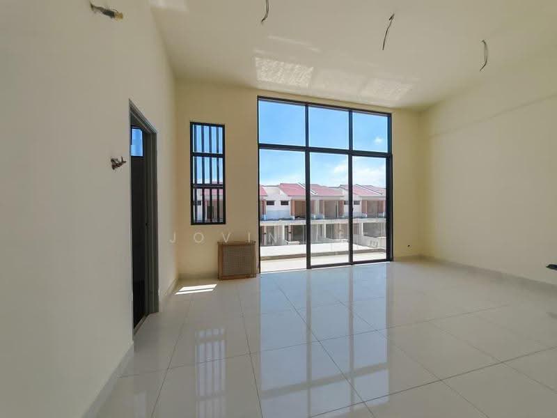 Semi-Detached House for Sale in Parit Buntar (Perak) - Jovin Lee - Living Room - PropertyGuru.com.my