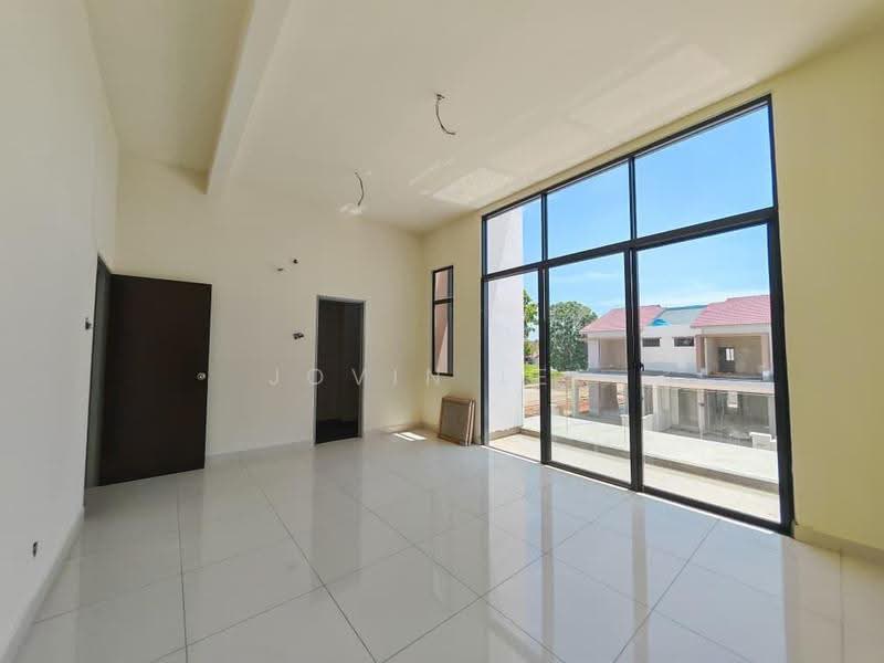 Semi-Detached House for Sale in Parit Buntar (Perak) - Jovin Lee - Living Room - PropertyGuru.com.my