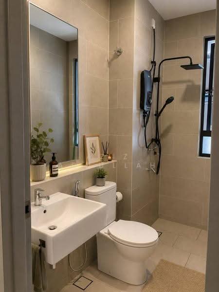 Townhouse for Rent in Elmina (Shah Alam) - Aziz Abdullah - Bathroom - PropertyGuru.com.my