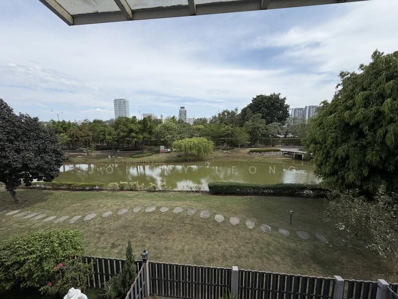 Rumah Teres 2-Tingkat untuk Dijual di Setia Eco Glades (Cyberjaya) - Johnny Leong - Garden - PropertyGuru.com.my