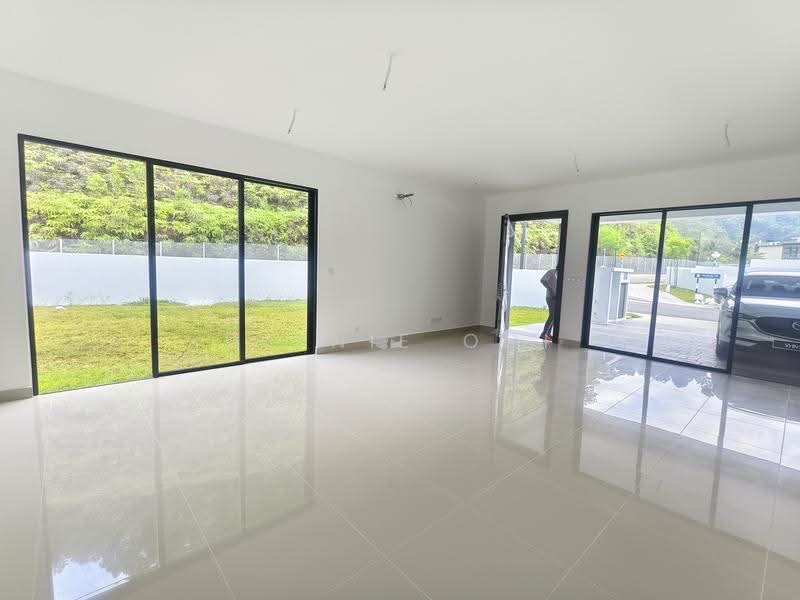 2-storey Terraced House for Sale in Sierra Ukay (Ampang) - Dlynie Ooi - Living Room - PropertyGuru.com.my