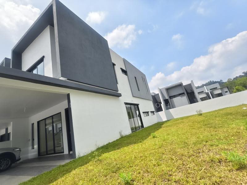 2-storey Terraced House for Sale in Sierra Ukay (Ampang) - Dlynie Ooi - Exterior - PropertyGuru.com.my