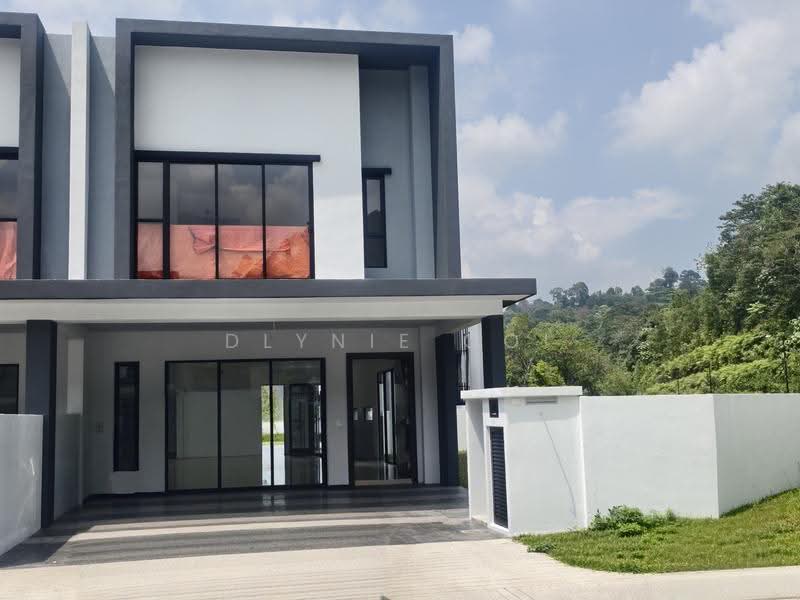 2-storey Terraced House for Sale in Sierra Ukay (Ampang) - Dlynie Ooi - Exterior - PropertyGuru.com.my