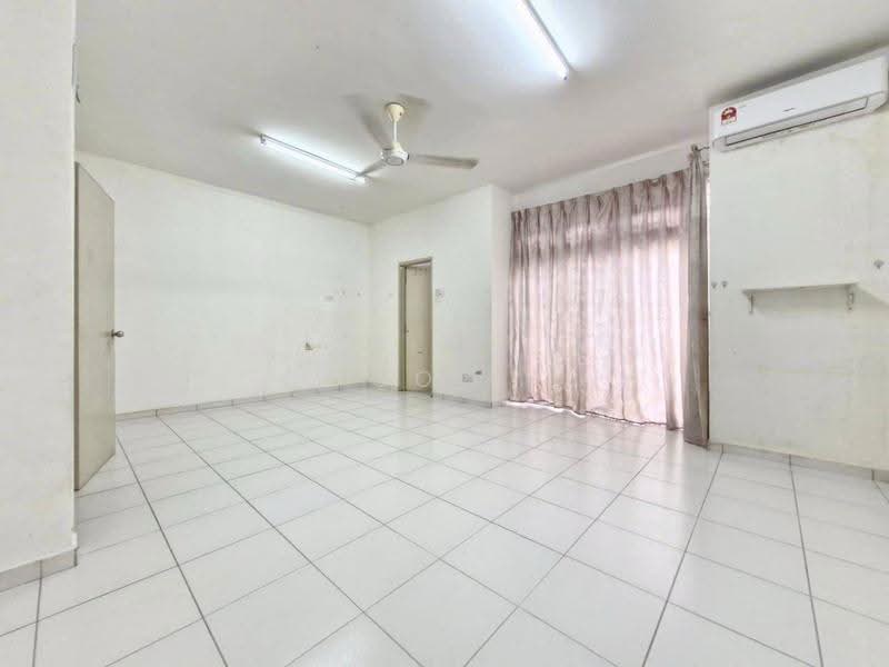 2-storey Terraced House for Sale in Taman Desa Tebrau (Tebrau) - Coco Lee - Living Room - PropertyGuru.com.my