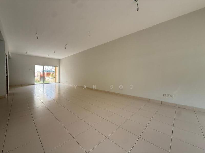 2-storey Terraced House for Sale in Denai Alam (Shah Alam) - Ryan Soo - Living Room - PropertyGuru.com.my