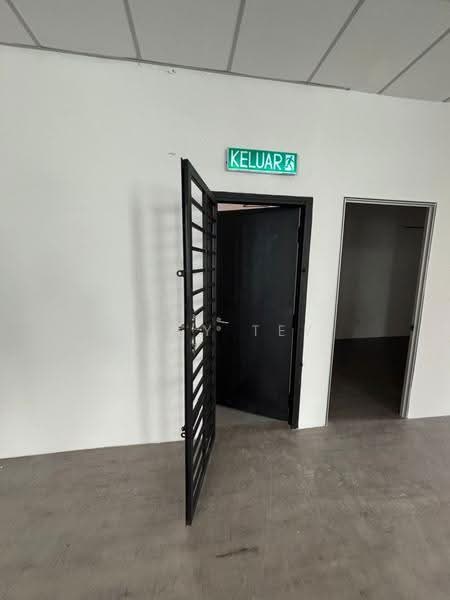 Shop / Office untuk Disewa di Bandar Seri Alam (Masai) - Jesy Tey - Entrance - PropertyGuru.com.my