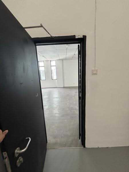 Shop / Office untuk Disewa di Bandar Seri Alam (Masai) - Jesy Tey - Interior - PropertyGuru.com.my