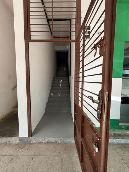 Shop / Office untuk Disewa di Bandar Seri Alam (Masai) - Jesy Tey - Entrance - PropertyGuru.com.my