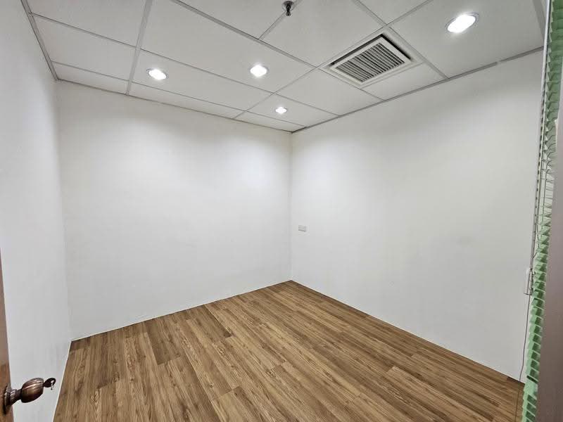 Pejabat untuk Disewa di Mont Kiara (Kuala Lumpur) - Moon Chan - Interior - PropertyGuru.com.my