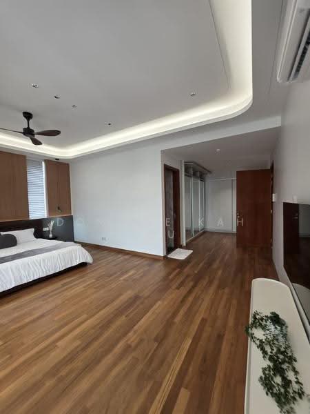 Condominium for Sale at 9 Madge - Don Lee Kah Hou - Master Bedroom - PropertyGuru.com.my