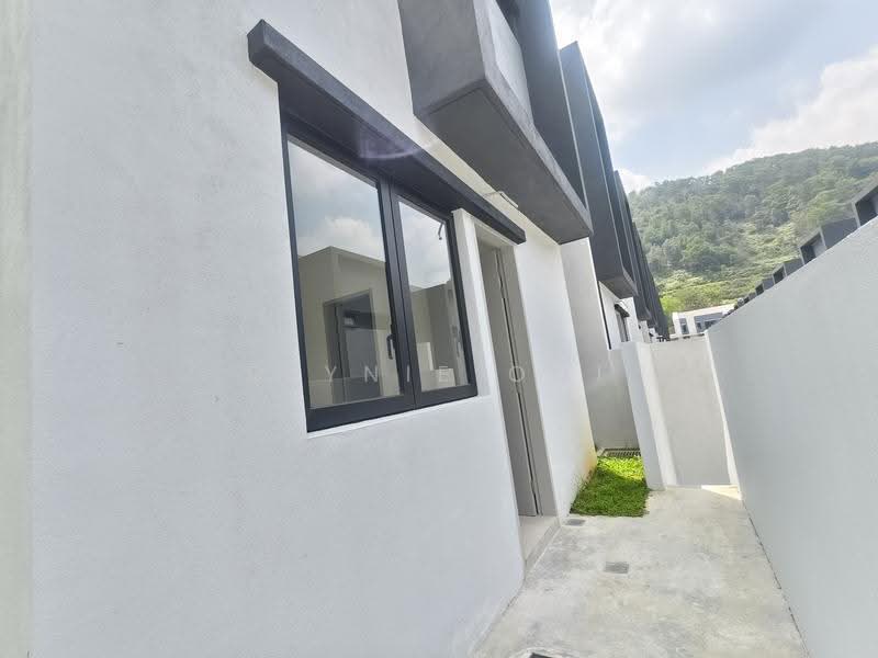 Rumah Teres 2-Tingkat untuk Dijual di Sierra Ukay (Ampang) - Dlynie Ooi - Exterior - PropertyGuru.com.my