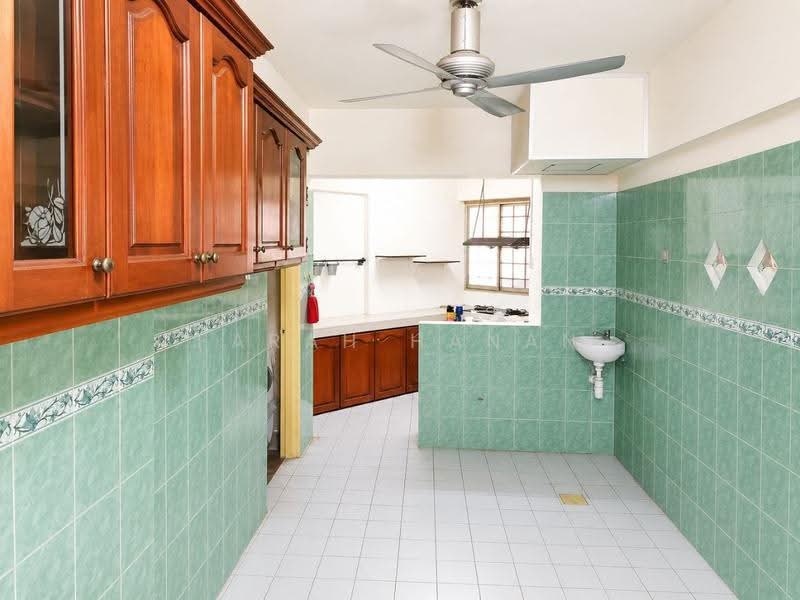 Condominium for Rent at Seri Mas Condominium - Farah Hanan - Kitchen - PropertyGuru.com.my