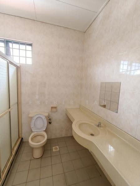 Terraced House for Rent in Petaling Jaya (Selangor) - Esther Tan - Bathroom - PropertyGuru.com.my