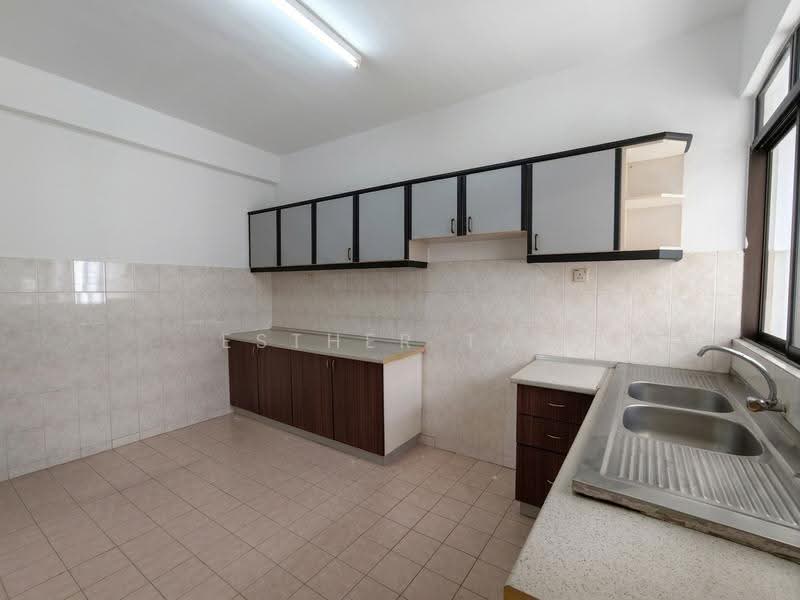 Terraced House for Rent in Petaling Jaya (Selangor) - Esther Tan - Kitchen - PropertyGuru.com.my