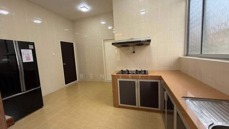 Bungalow House for Rent in Bandar Putra Kulai (Kulai) - Ben Lee - Kitchen - PropertyGuru.com.my