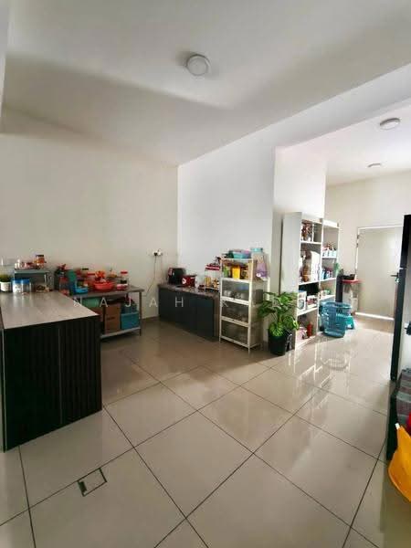 Rumah Teres 2-Tingkat untuk Dijual di Cyberjaya (Selangor) - Najah Kadir - Kitchen - PropertyGuru.com.my