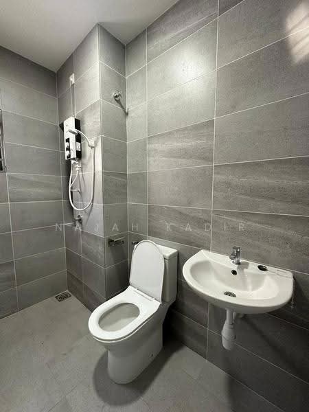 Rumah Teres 2-Tingkat untuk Dijual di Cyberjaya (Selangor) - Najah Kadir - Bathroom - PropertyGuru.com.my