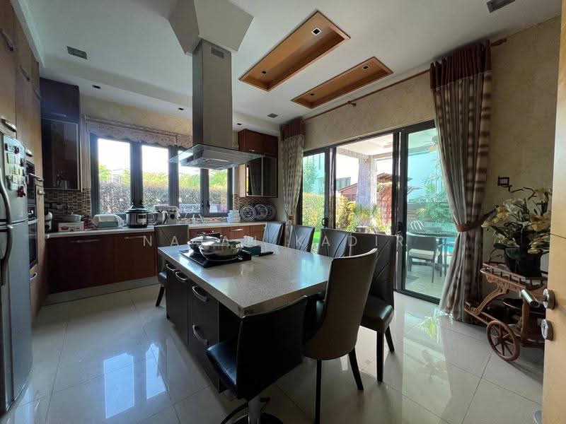 Bungalow House for Sale in Perdana Lakeview East (Cyberjaya) - Najah Kadir - Kitchen - PropertyGuru.com.my