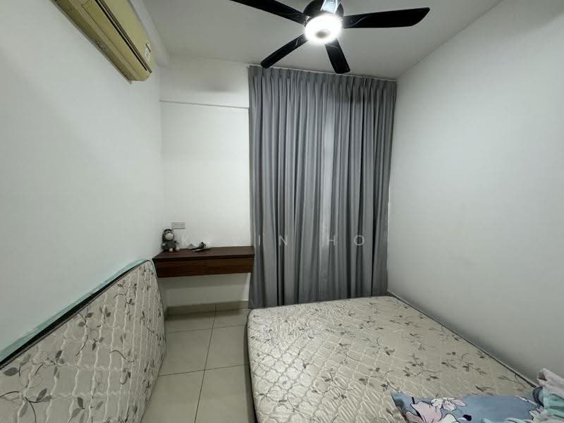 Service Residence for Sale at D'Secret Garden (Pangsapuri Kempas Indah) - Kevin Ho - Bedroom - PropertyGuru.com.my
