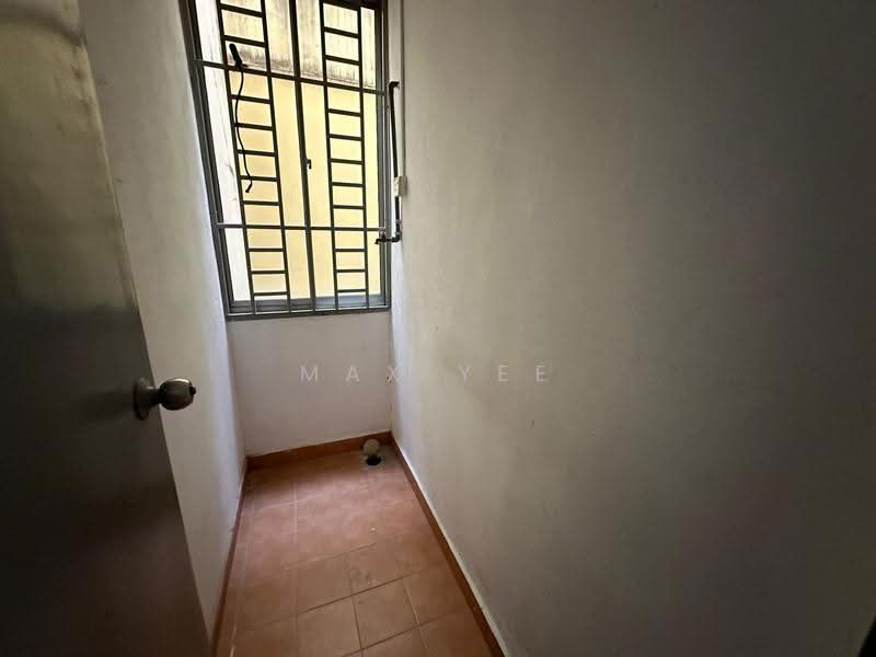 Pangsapuri untuk Disewa di Nusa Bestari Shoplot Apartment - Max Yee - Interior - PropertyGuru.com.my