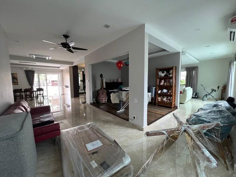 Bungalow House untuk Dijual di Country Heights (Kajang) - Najah Kadir - Living Room - PropertyGuru.com.my